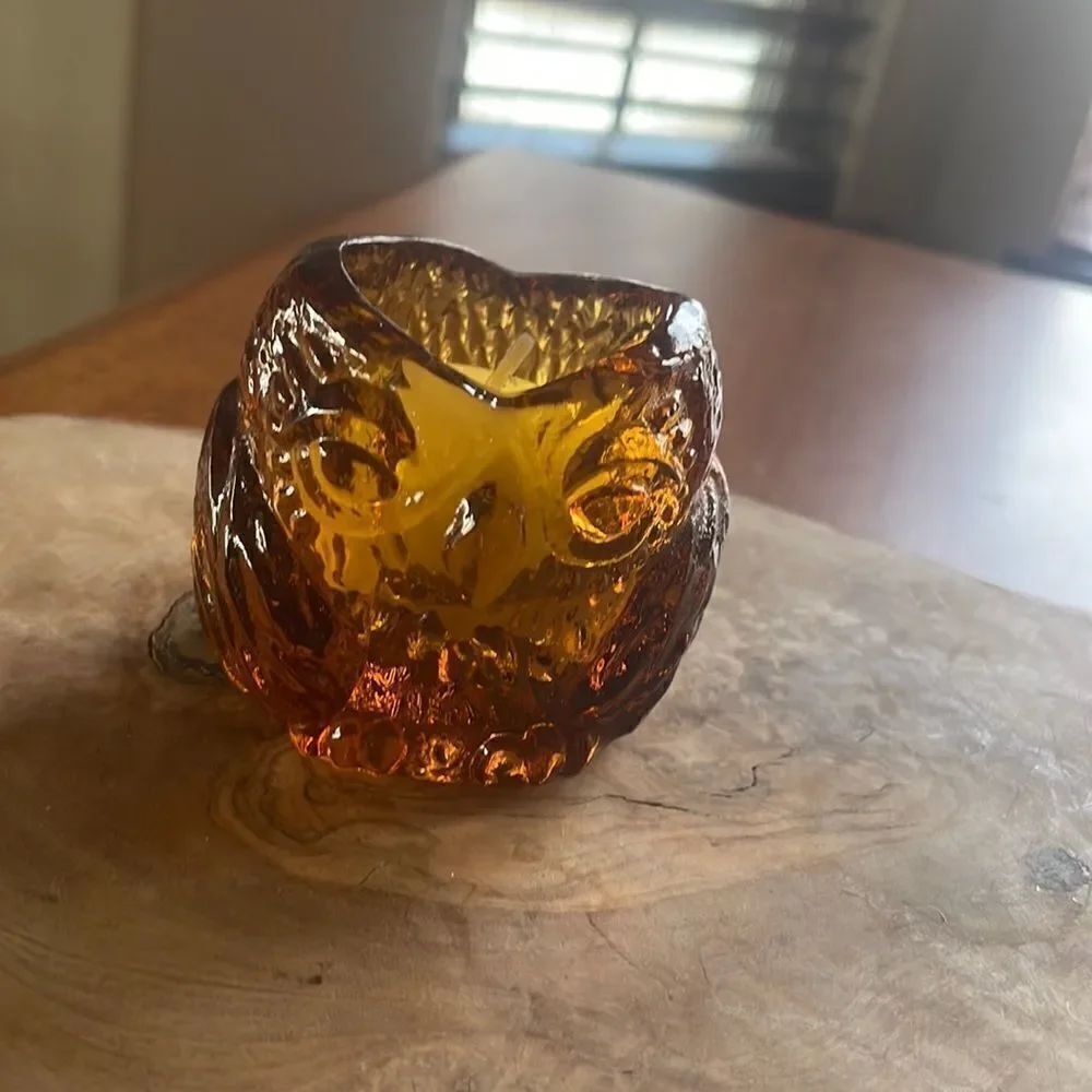 Vintage (?) Amber Glass Owl Tea Light Holder - Picture 2 of 8